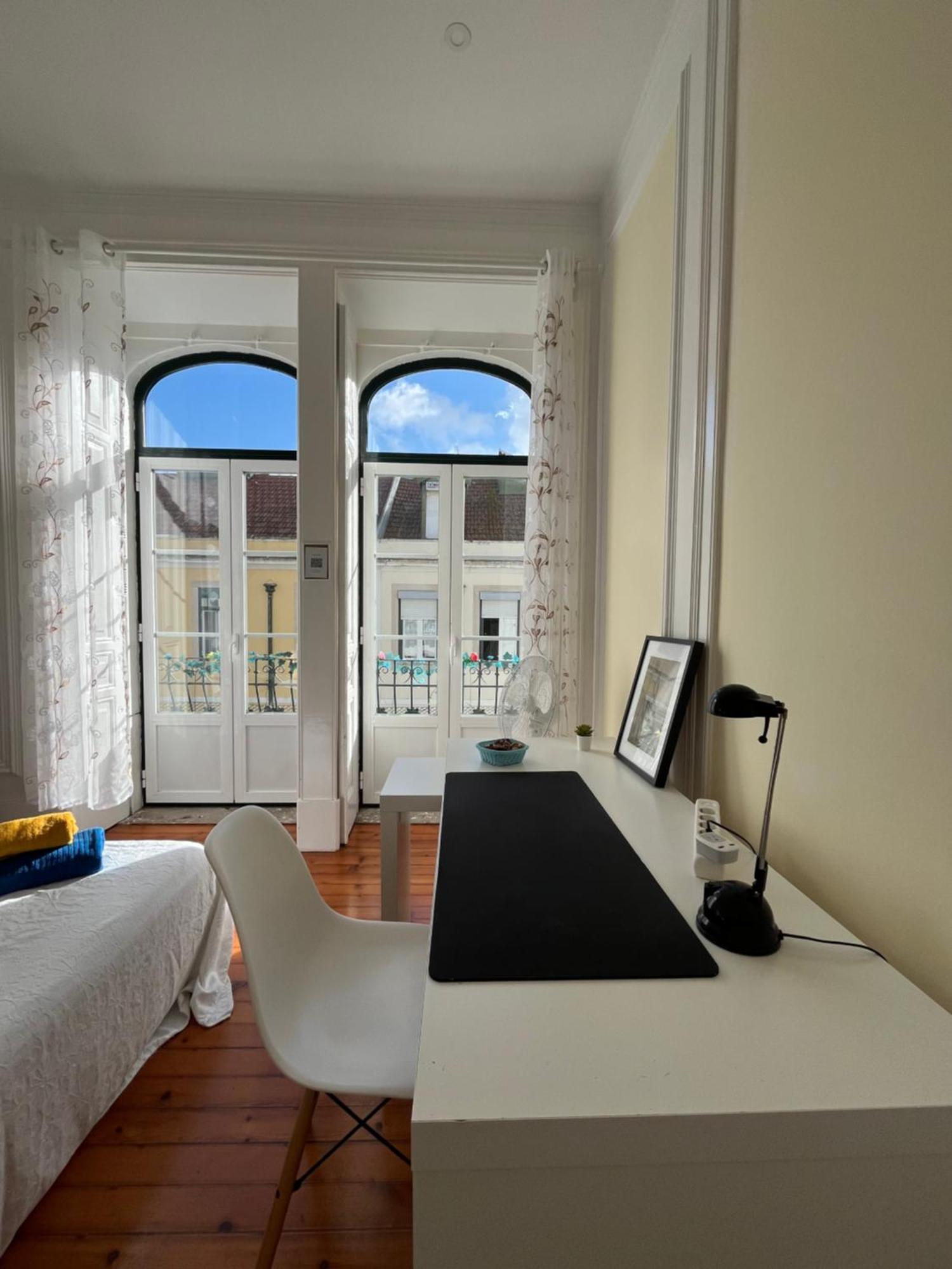 Quarto No Apartamento Pombal Lisboa Buitenkant foto